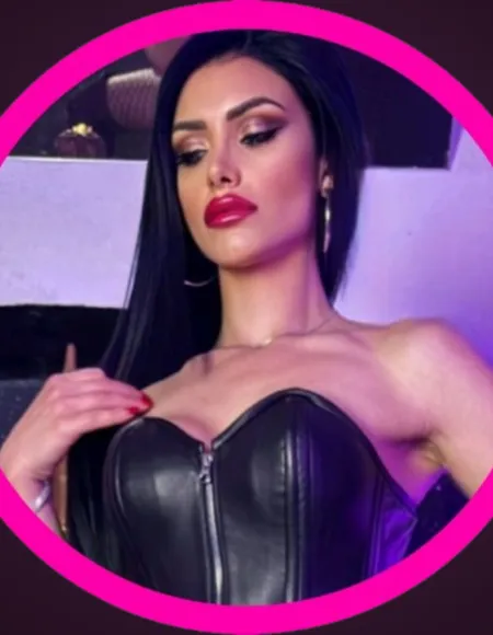 Mistress Iside profile photo