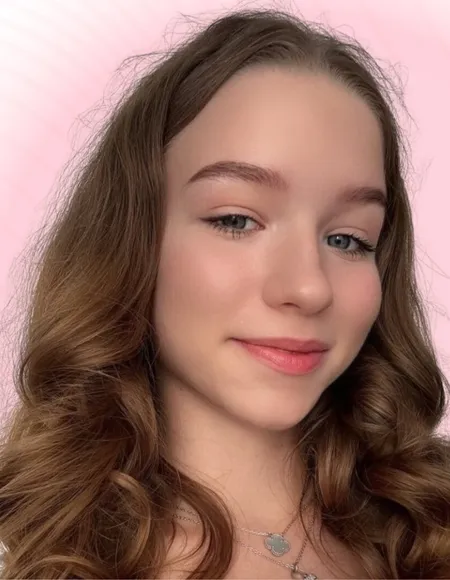 𝗠𝗔𝗥𝗜 𝗠𝗢𝗔𝗡𝗔🩵𝗣𝗥𝗘𝗠𝗜𝗨𝗠 𝗣𝗔𝗚𝗘 profile photo