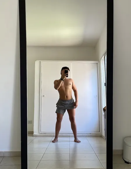Nico Molinari 💵 profile photo