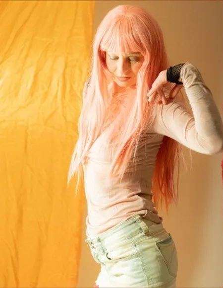 Moonix (feetgirl - nudegirl) profile photo