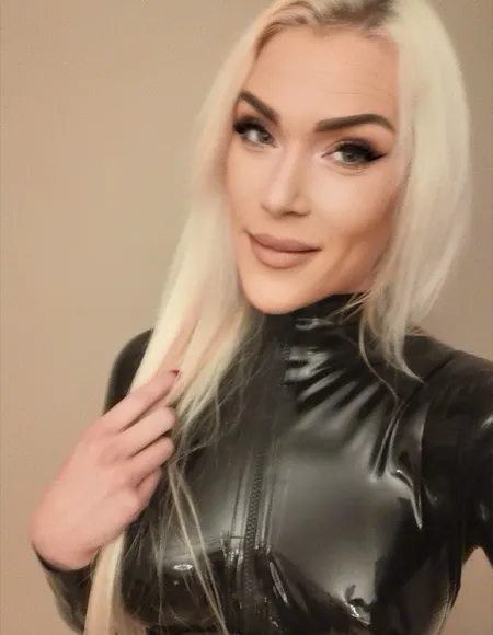 ♠️ MrsPump ♠️ profile photo