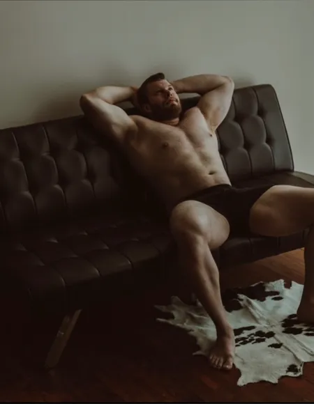 Muscle Daddy!! profile photo