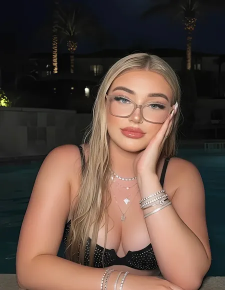 ValerΓa Λ . έππ. έβ profile photo