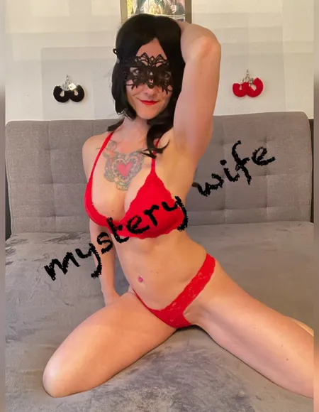 MysteryWife profile photo