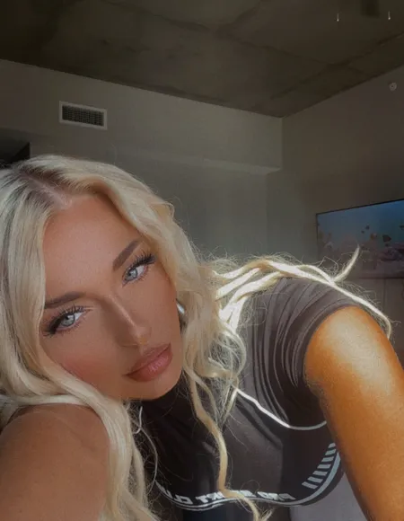 T profile photo