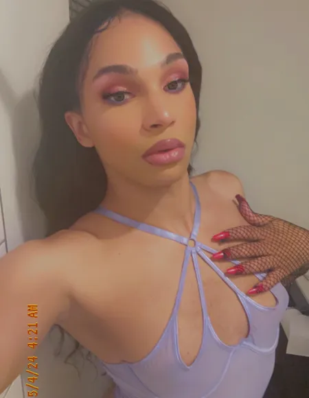 Bella Clark profile photo