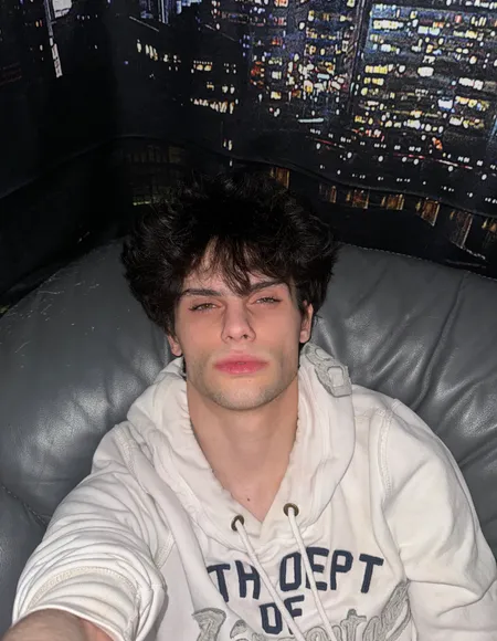 Nate๐ profile photo