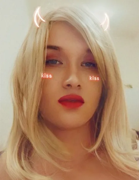 𝘽𝙡𝙤𝙣𝙙𝙚 𝙉𝙖𝙩𝙖𝙡𝙞𝙚 🦋🏳️‍⚧️ profile photo