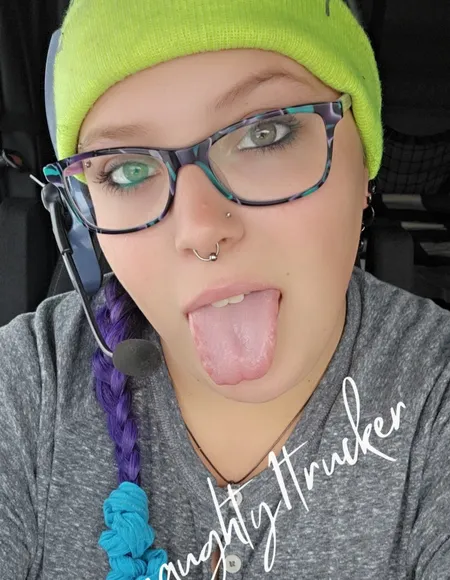 Naughty Trucker 💋 (Teasers/PPV) profile photo