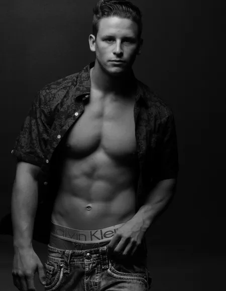 Naughty Showman profile photo