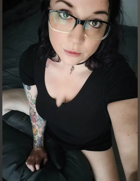 Nerdydirtyandcurvy profile photo