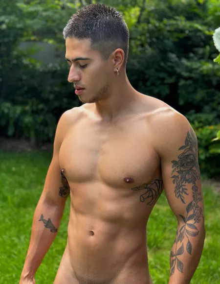 Nicolas Novoa Free 🗝️🪞 profile photo