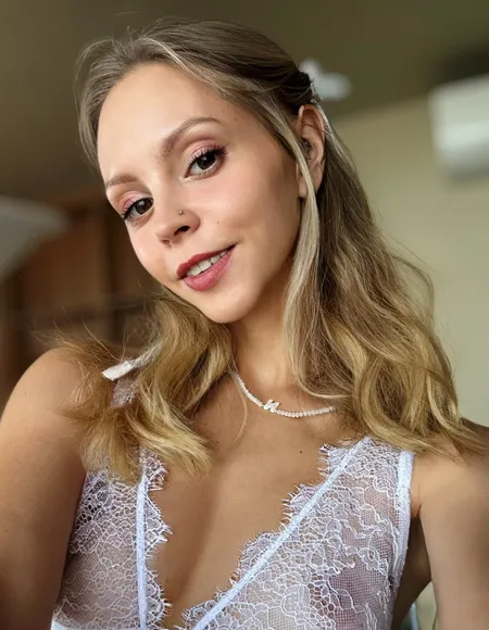 Nikki Mills profile photo