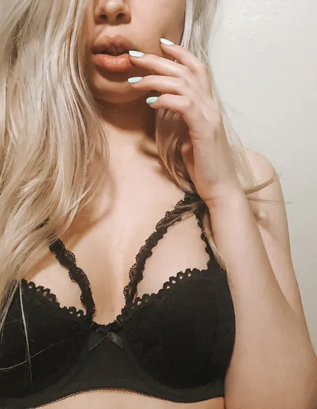 NikkieRae profile photo