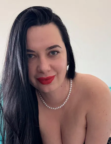Nola Sinclair profile photo
