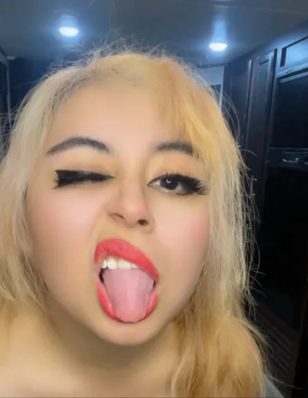 NonStop Nina profile photo