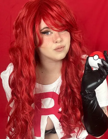 Paintmerose Cosplay only account profile photo