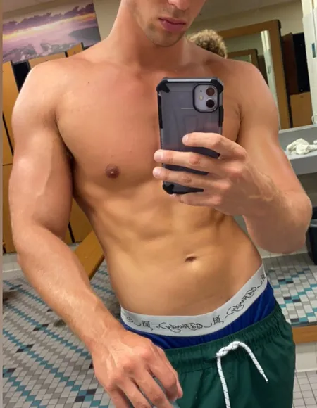 NovaNice profile photo