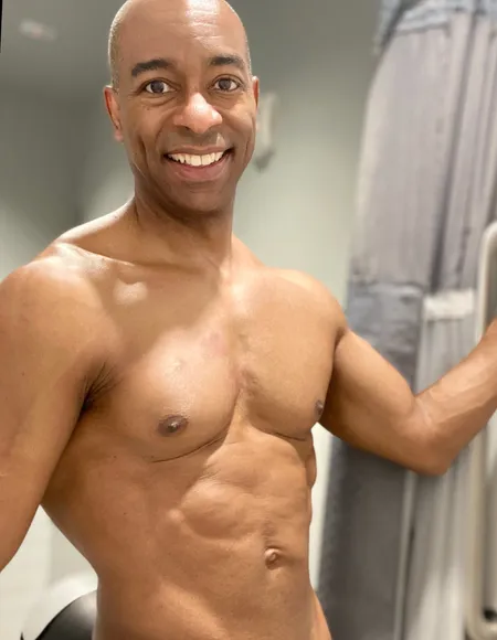 NudeGuyYoga profile photo