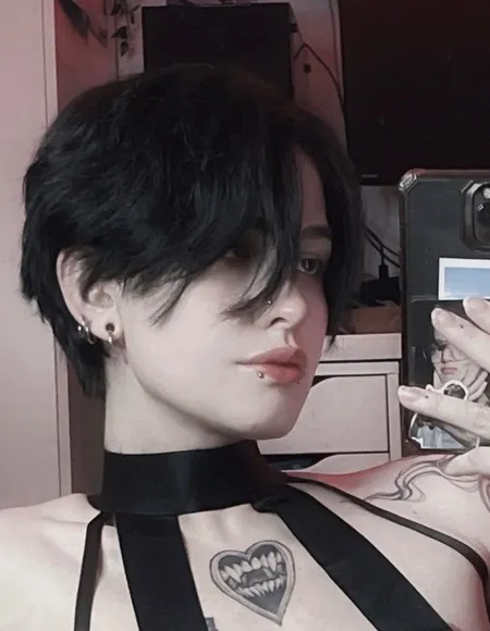 Mika profile photo