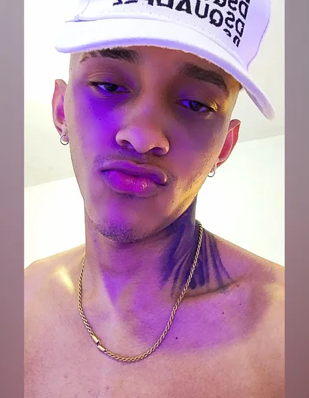 It's Occoner's VIP page profile photo