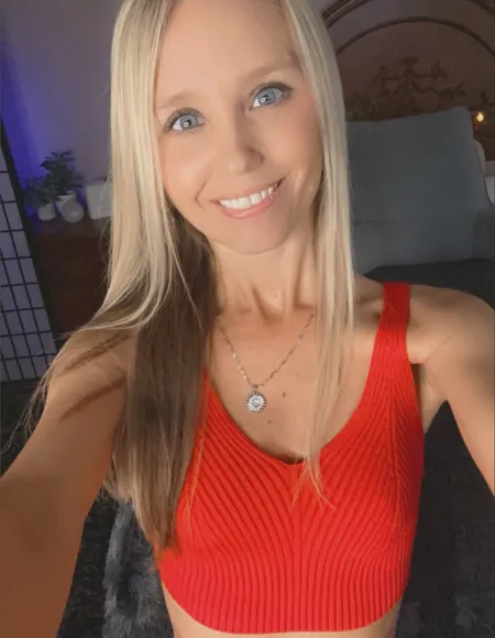 Lovely Gray profile photo