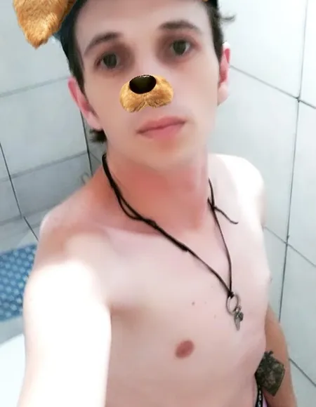 Olyvergay profile photo