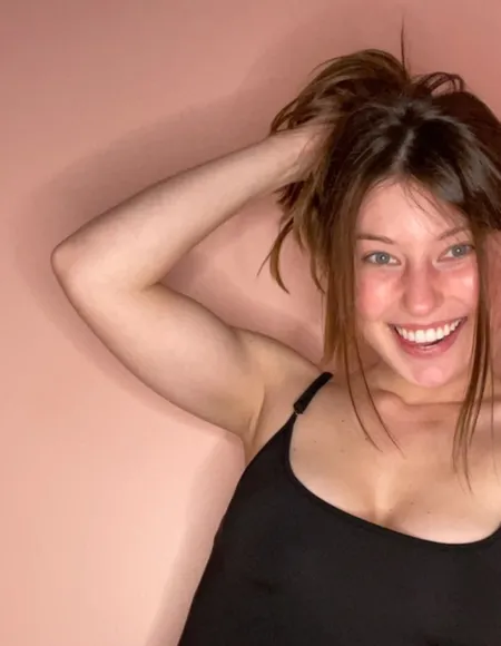 Onegirlnextdoor profile photo