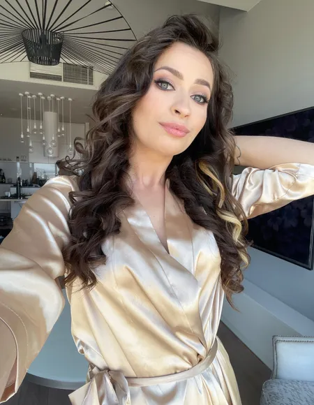 Helen π profile photo