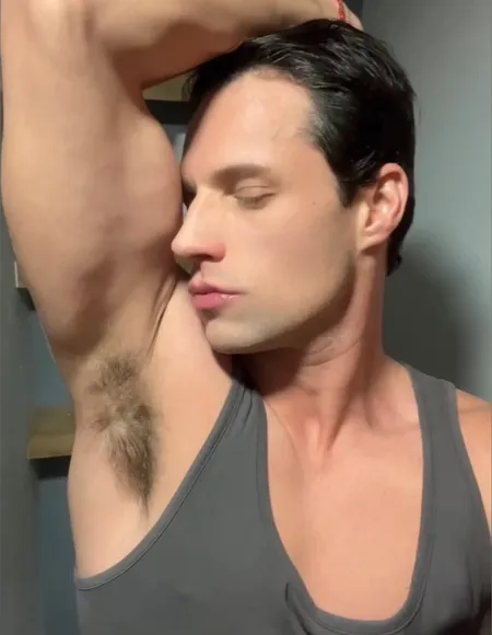 OCTAVIO profile photo