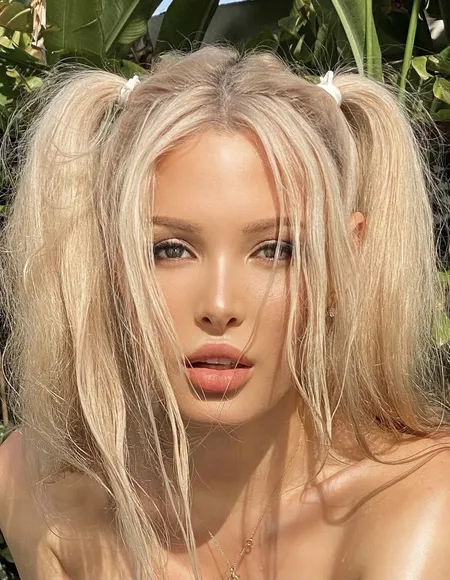 LILY SHAMS 🍑 profile photo