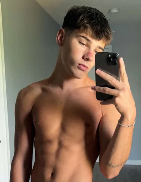 ADW VIP (opashVIP) profile photo