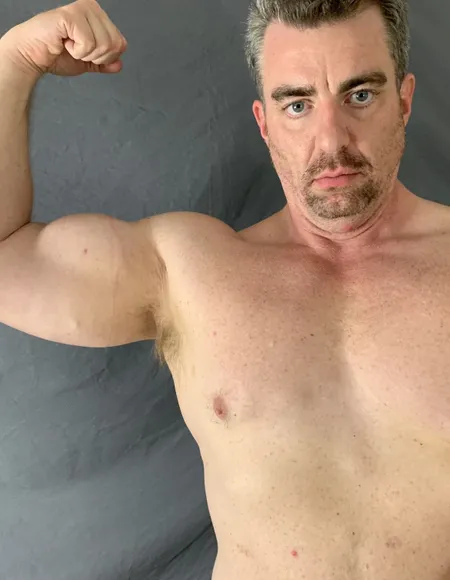 iHulkOut profile photo