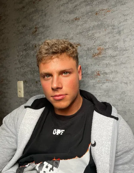 painterleox profile photo