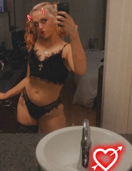 Peaches profile photo