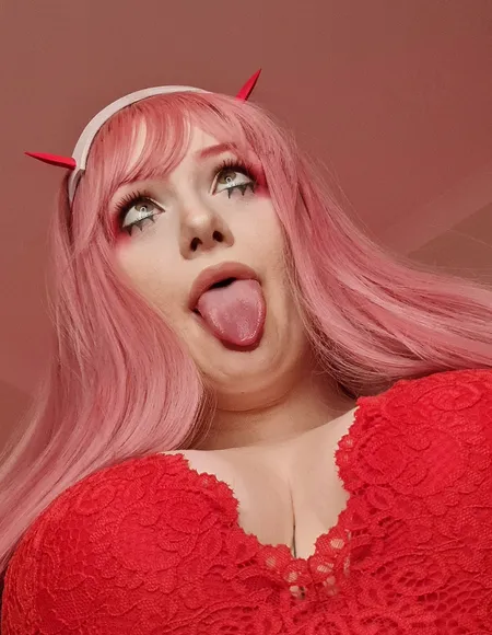 PeachyPinup profile photo