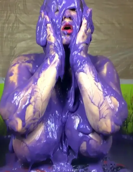Slime Queen Penny Banks [VIP] profile photo