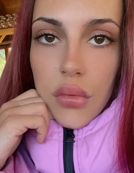 Naomi Pink Whisper profile photo