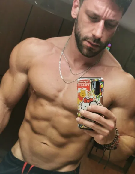 pizza biceps profile photo