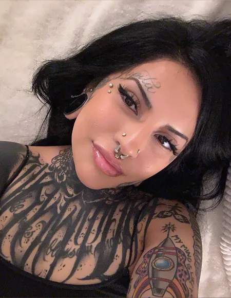 GOTH GF 🖤💦 profile photo