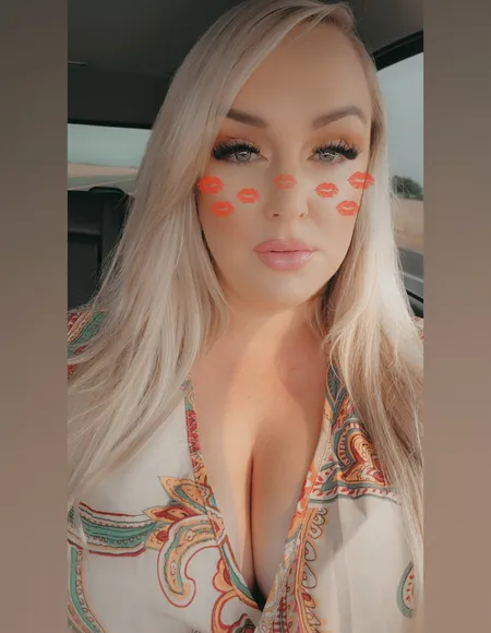💚🍏🍀 Plus Size Barbbie 💚🍏🍀 profile photo