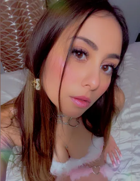 Glazed and Confused 😏 profile photo