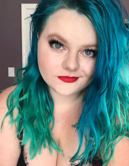 Pretty At Midnight profile photo