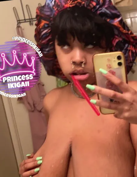 Naughty Kitty Ikigaii 🐾 | Ebony Goddess profile photo