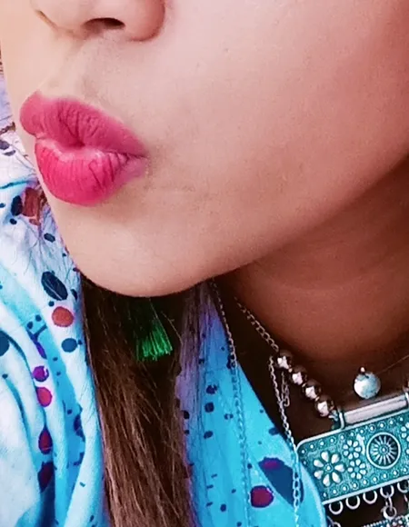 Priya Indian Hotwife (देसी माल) profile photo