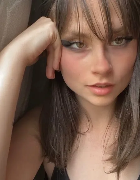 Get on your knees profile photo