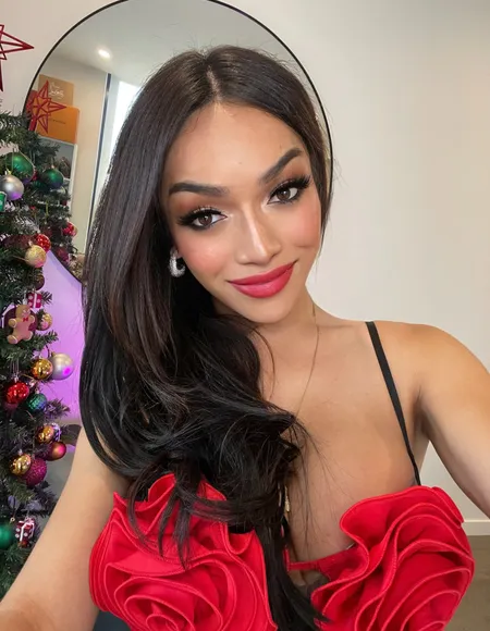 Queen Asian profile photo
