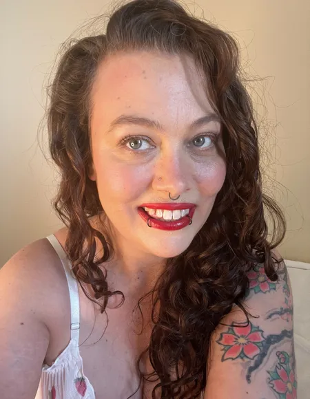 Ramona’s Love Bugs 💞🐞🐛💞 profile photo