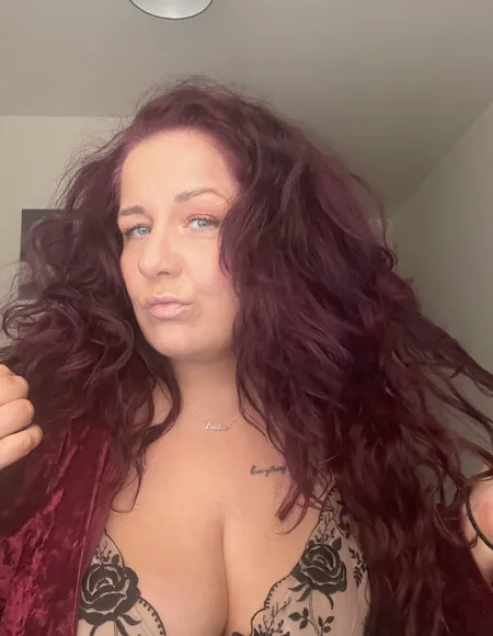 Redheadbbw548 profile photo