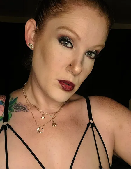 Red Riding Babe profile photo